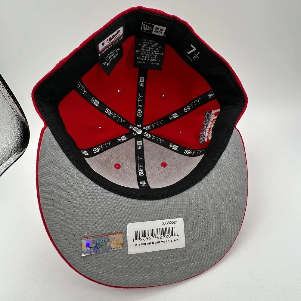 Oakland Athletics New Era Fourth of July 59FIFTY Fitted Hat Size 7 1/2 Red NEW